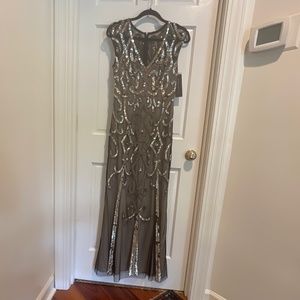 Aidan Mattox Size 2 gold sequins NWT